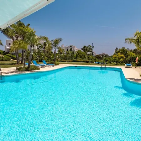 Alcazaba Lagoon 2379