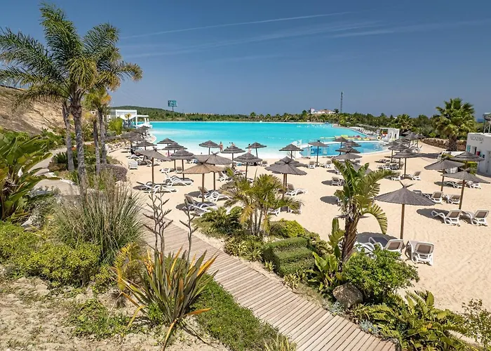 Alcazaba Lagoon 2379 *