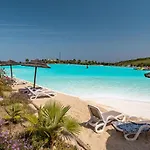 Alcazaba Lagoon 2379