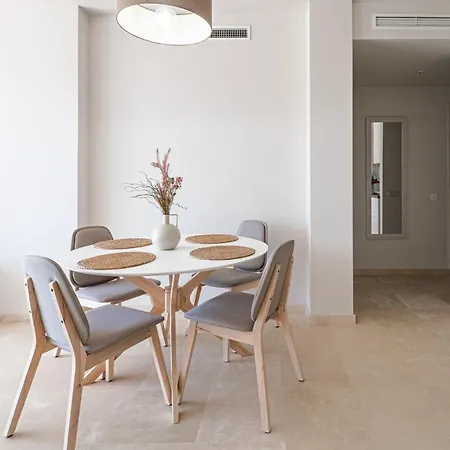 Alcazaba Lagoon 2379 *