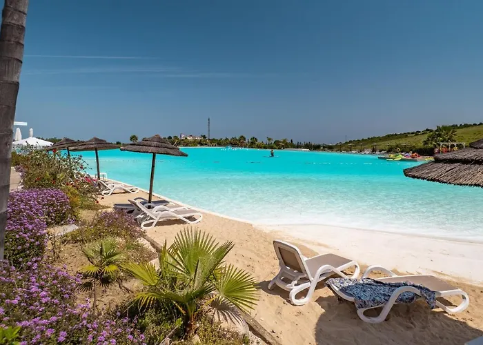 Alcazaba Lagoon 2379